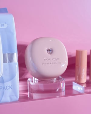 「ウォンジョンヨ」がシャープと共同開発したヘアブラシを発売