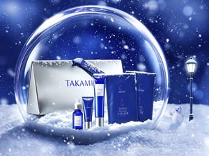 【2026年クリスマスコフレ】タカミ：顔から手元、唇までケアする限定セット