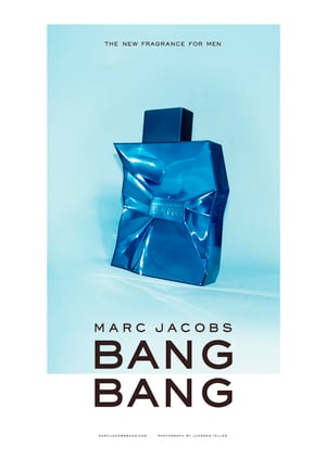 マーク・ジェイコブス「BANG」にメタリックブルーの新たな香り