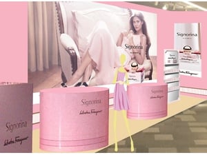 フェラガモ新香水「シニョリーナ」限定ショップ 表参道にオープン