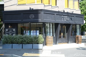 米発のシャツ「フランク&アイリーン」創立5周年で東京に世界初旗艦店オープン