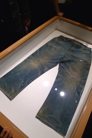 日本初公開、世界最古のジーンズはカウボーイ着用？