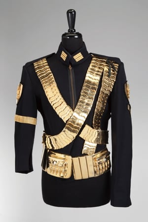 マイケル・ジャクソンの衣装約100点 東京ソラマチで公開