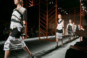 ファッションウィーク東京がミッソーニのショーで開幕 2014年春夏コレクション