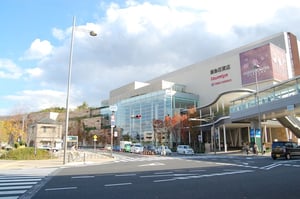 「阪急西宮ガーデンズ」がショッピングセンターの最高峰に選出