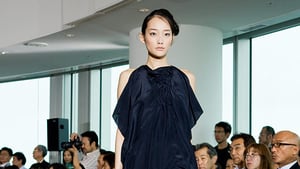 2010年春夏コレクションがスタート、「support surface」余韻のある服