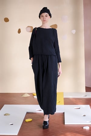 ブランド「DANIELA GREGIS」のコレクション一覧 - FASHIONSNAP