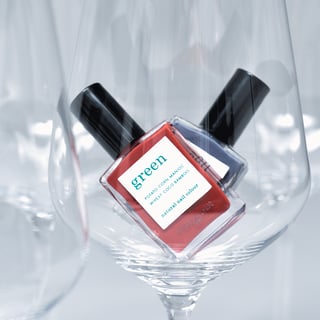 マニキュリストのネイル