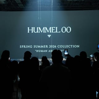 「ヒュンメルオー（HUMMEL 00）」の2026年春夏コレクションショー