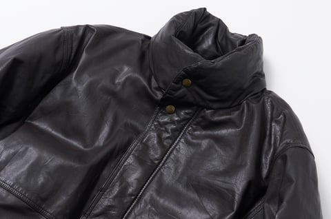 エディー バウアー レザーダウンジャケット