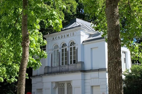 アントワープ王立芸術アカデミーの旧校舎、正門