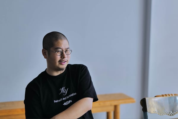 男性