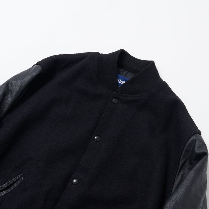  ホロウェイ スタジャン