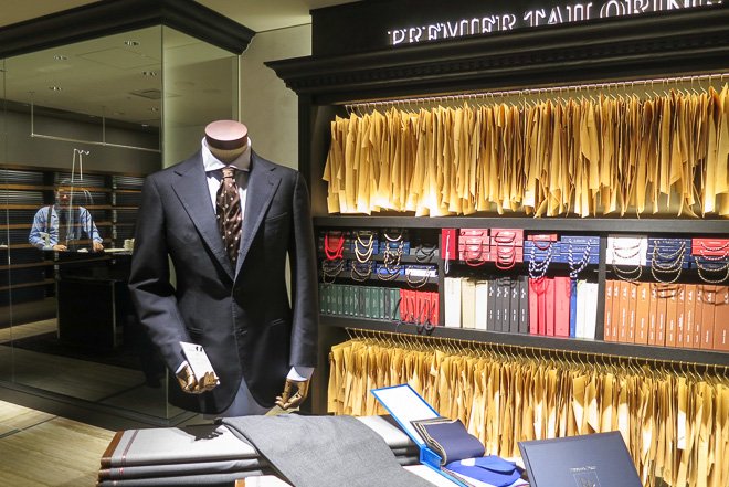 伊勢丹新宿店メンズ館2フロア改装オープン スーツ強化しpb販売開始
