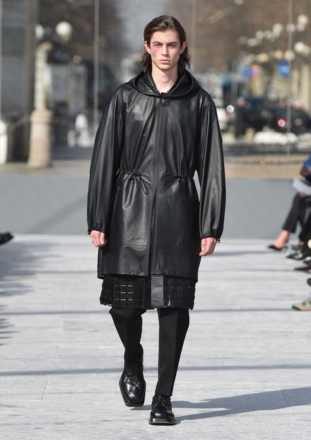 夏・お店屋さん ボッテガヴェネタ カーディガン ２０２１AW ダニエル